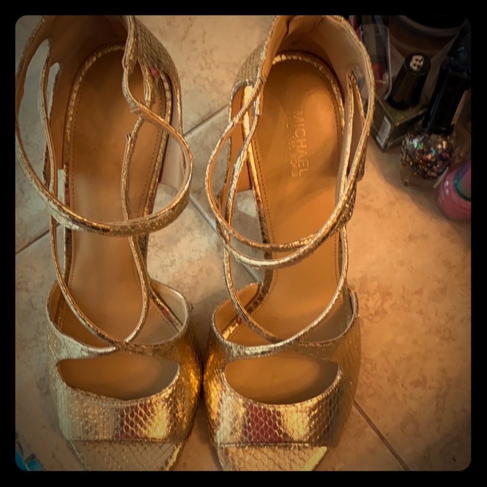 Gold Michael Kors shoes size 9